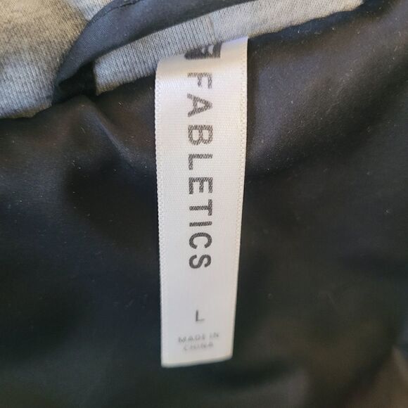 Fabletics black puffer puffin hooded jacket - Picture 7 of 7
